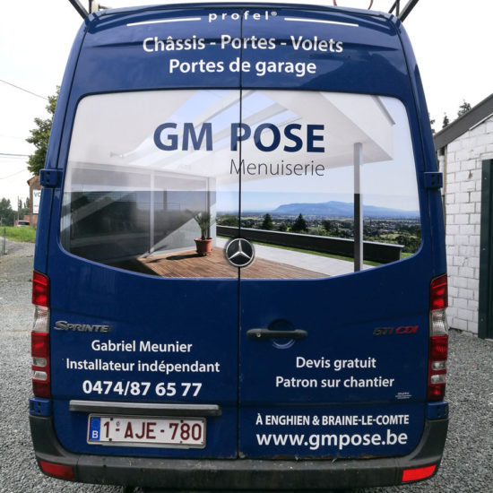 Lettrage d'une camionnette pour GM Pose - Grafipix